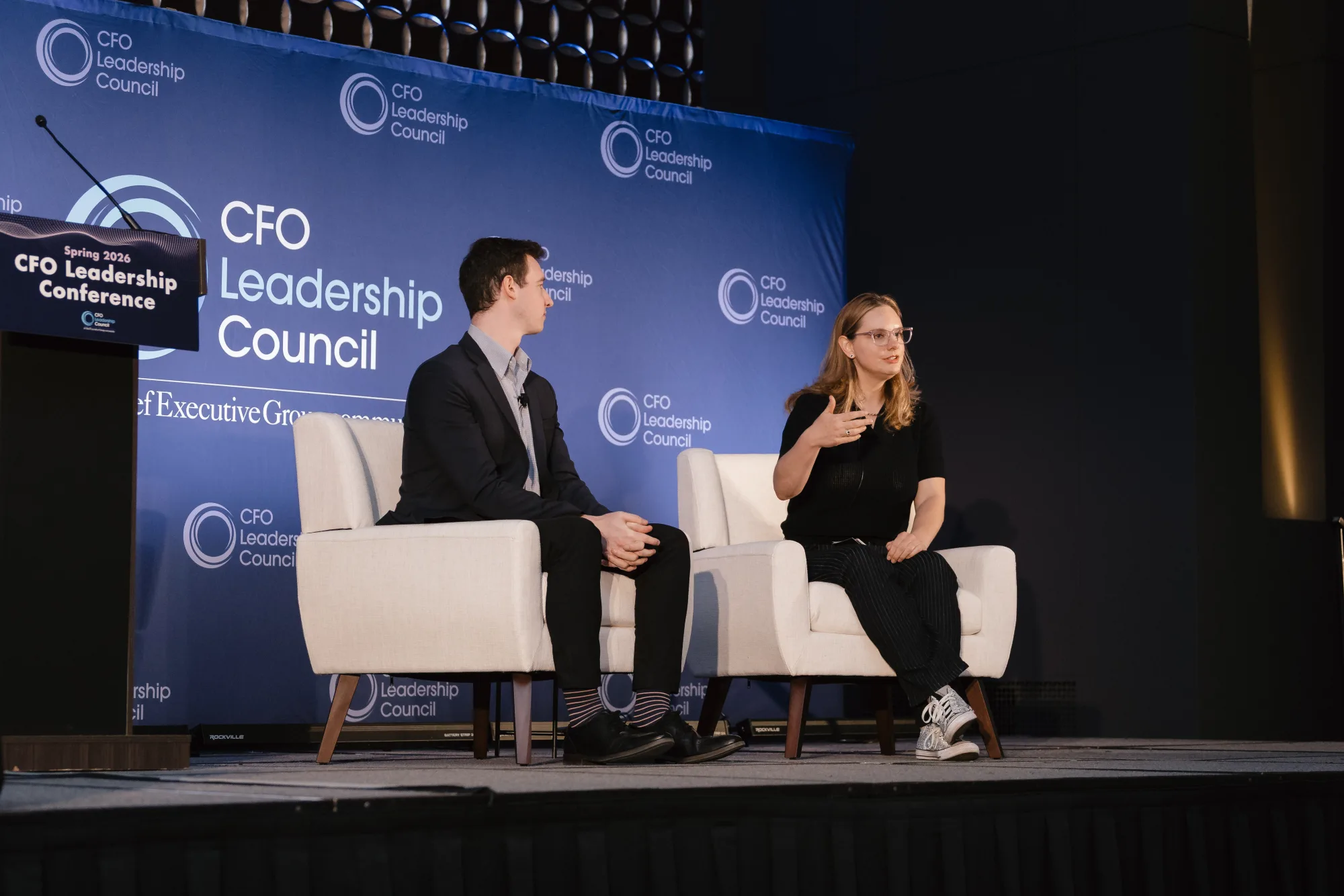 Candid networking moment at the CFO Leadership Conference, Sheraton Boston