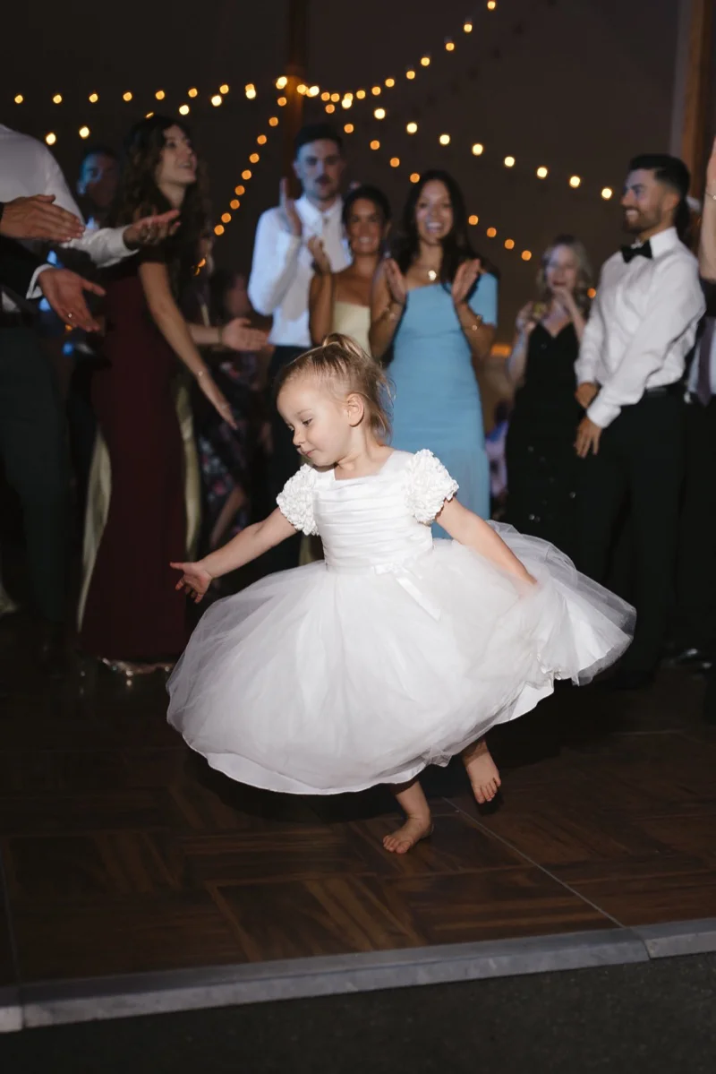 Late night dancing at Meghan and Pat Floriana wedding